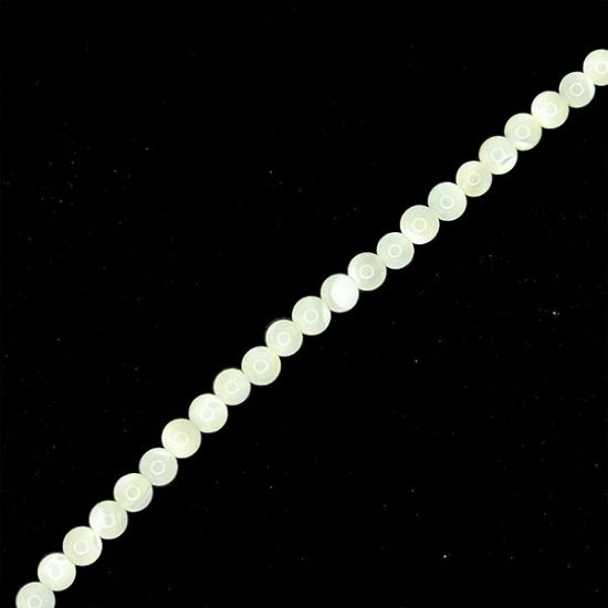 Picture of Mother Of Pearl Round Bead 3mm 16" Strand