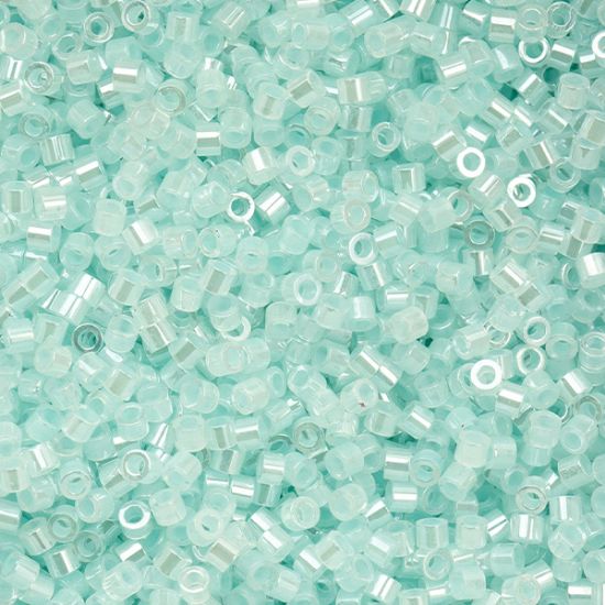 Picture of Cylin Ceylon Crystal Light Aqua Cylinder Seed Bead Size 11, Approximately 25 Grams