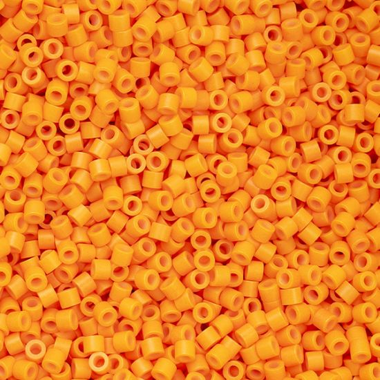 Picture of Cylin Saffron Spice Cylinder Seed Bead Size 11, Approximately 25 Grams