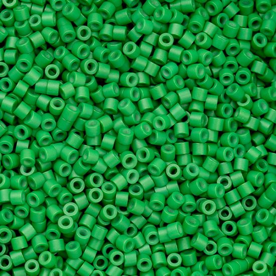 Picture of Cylin Green Kelly Cylinder Seed Bead Size 11, Approximately 25 Grams