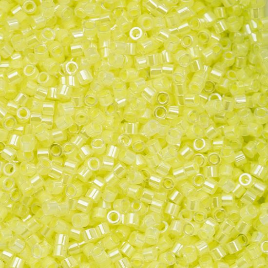 Picture of Cylin Neon Limeade Yellow Cylinder Seed Bead Size 11, Approximately 25 Grams