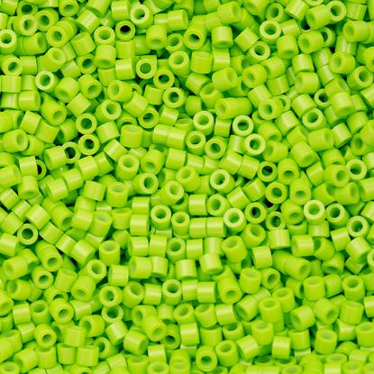 Picture of Cylin Opaque Neon Green Cylinder Seed Bead Size 11, Approximately 25 Grams