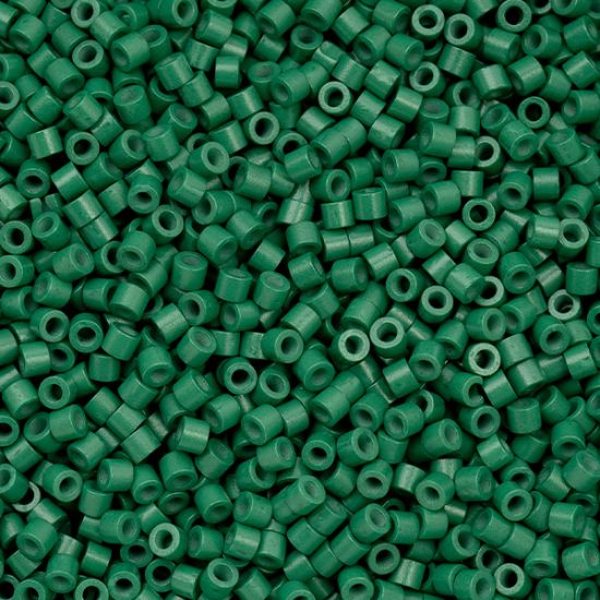 Picture of Cylin Opaque Emerald Green Cylinder Seed Bead Size 11, Approximately 25 Grams