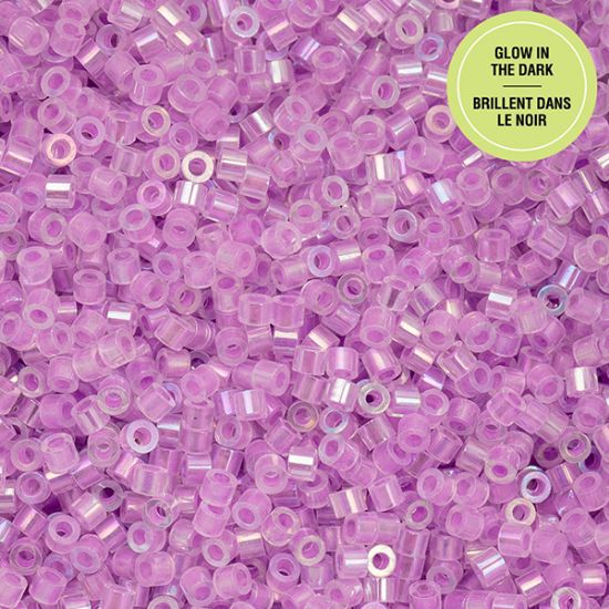 Picture of Cylin Glow in Dark Aurora Borealis, Purple to White Seed Bead Size 11, Approximately 25 Grams
